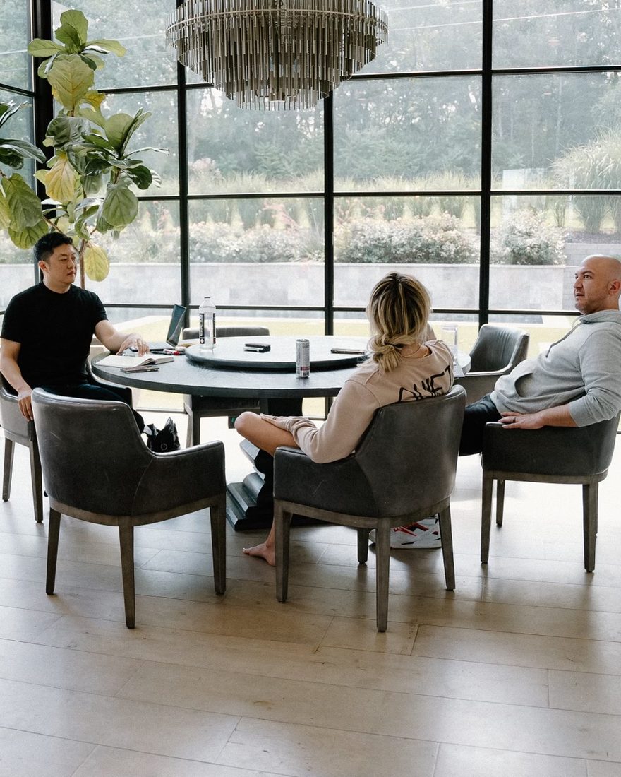 Nick Cavuoto in a working session with a leadership team.